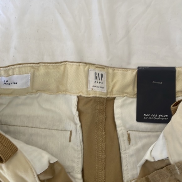 Gap - Picture 4 of 8